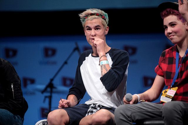 Kian Lawley Biography: Awards, Age, Girlfriend, YouTube, Net Worth, Parents, Movies