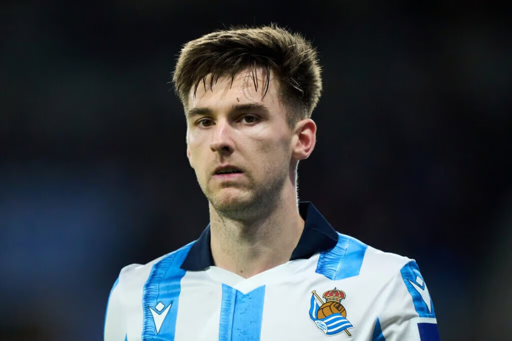 Kieran Tierney Biography: Age, Net Worth, Instagram, Spouse, Height, Wiki, Parents, Siblings, Children, Current Team, Awards