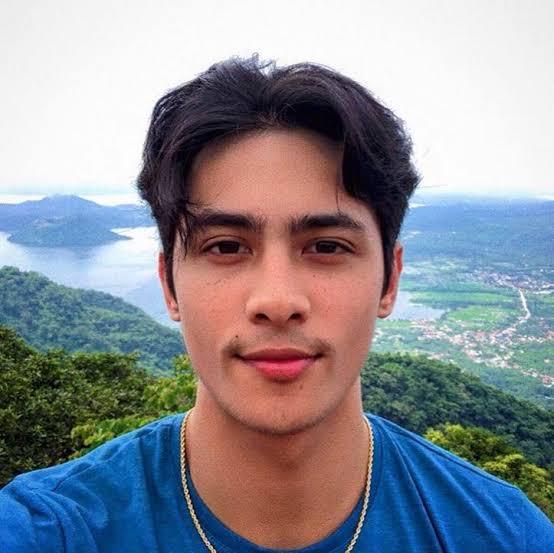 Kiko Estrada Biography: Net Worth, Age, Height, Instagram, Wiki, Mother, Siblings, Girlfriend, Father, Relationship, Movies, Awards