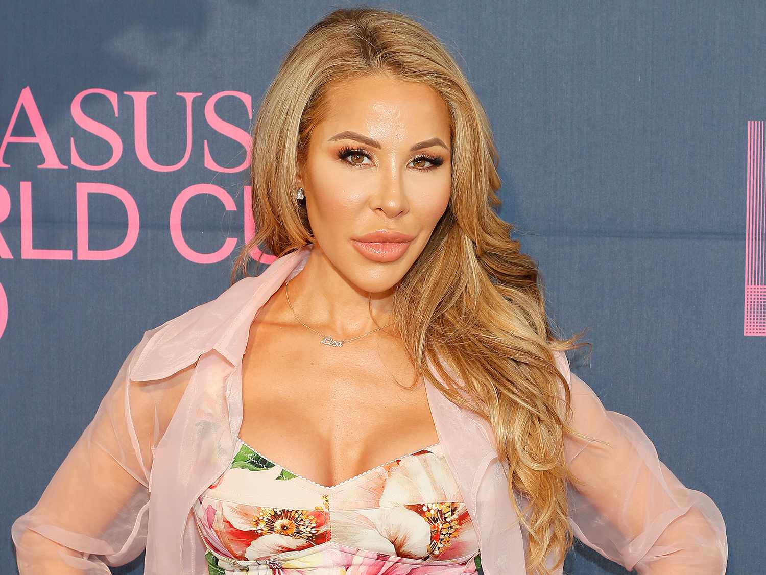 Lisa Hochstein Biography: Children, Husband, Age, Nationality, Net Worth, Height, Wiki, Instagram, Movies