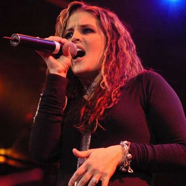 Lisa Marie Presley Biography: Age, Net Worth, Height, Spouse, Siblings, Children, Instagram, Songs, Wiki