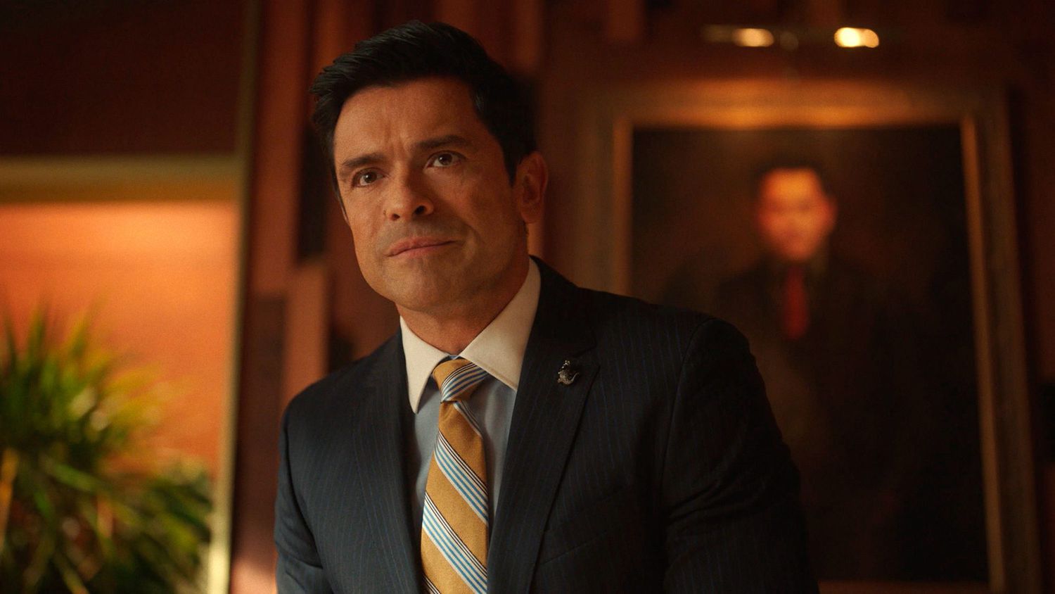 Mark Consuelos Biography: Age, Height, Movies, Instagram, Nationality, Spouse, Children, Awards