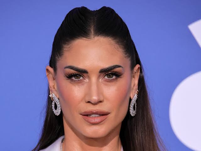 Melissa Satta Biography: Age, Net Worth, Instagram, Spouse, Height, Wiki, Parents, Siblings, Children, Movies, Career