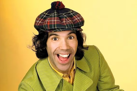 Nardwuar the Human Serviette Biography: Age, Net Worth, Instagram, Spouse, Height, Wiki, Parents, Siblings, Children, Songs, Awards