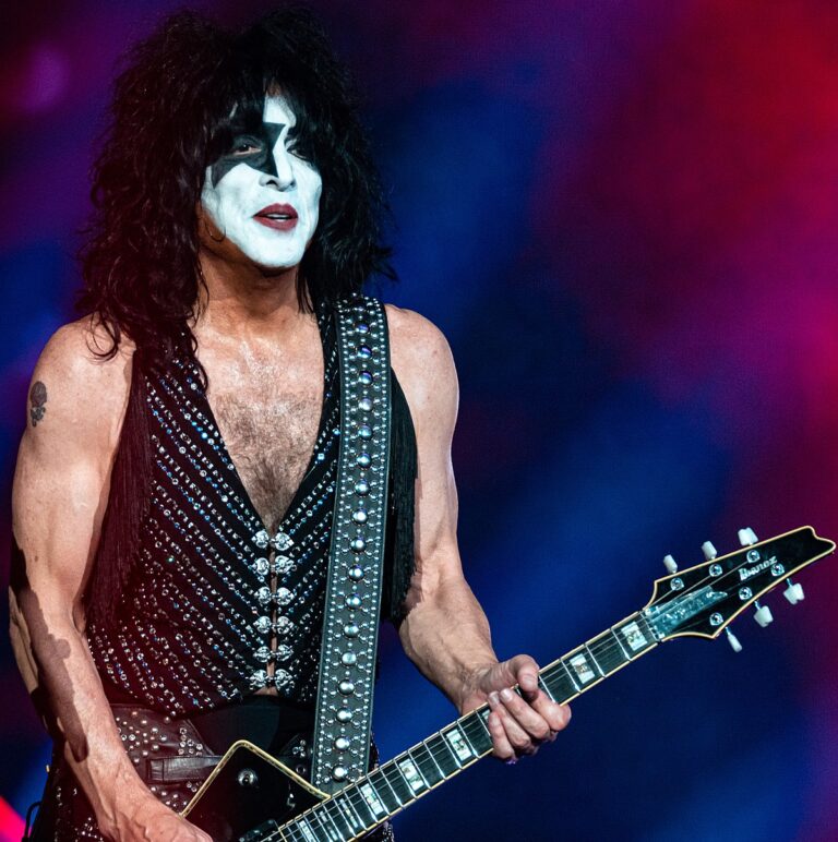 Paul Stanley Biography: Net Worth, Age, Spouse, Children, Family, Parents, Instagram, Bands