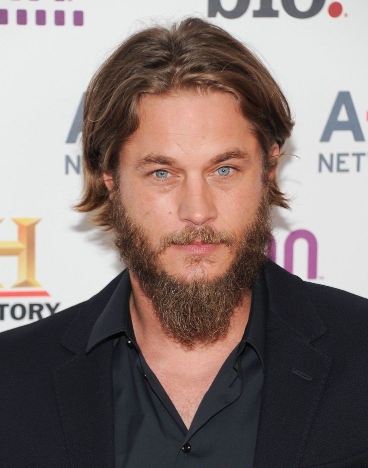 Ragnar Lothbrok Biography: Age, Net Worth, Spouse, Parents, Siblings, Career, Movies, TV Series, Wiki, Images