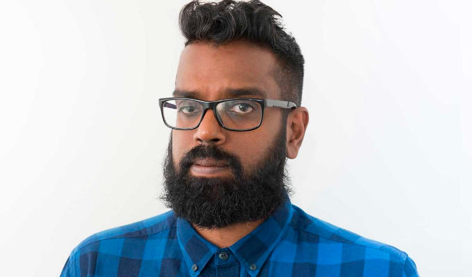 Romesh Ranganathan Biography: Age, Net Worth, Wife, Children, Siblings, Family, Height, Wiki, Pictures