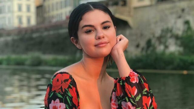 Selena Gomez Bio, Ae, Husband, Net Worth, Songs, Instagram, Boyfriend, Albums, Parents, Movies, TV Shows, Siblings, Wikipedia, Website