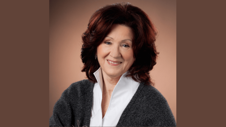 Sue Johnson Biography: Net Worth, Age, Children, Husband, Wiki, Height