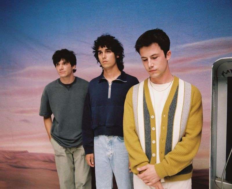 Wallows Biography: Age, Net Worth, Members, Founder, Instagram, Parents, Height, Real Name, Songs