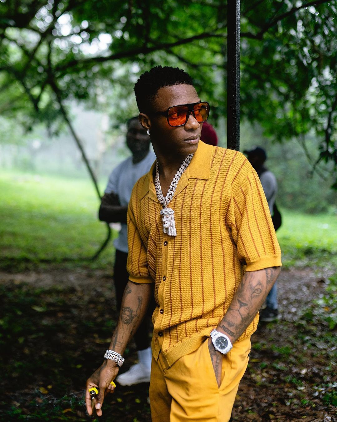 Wizkid Biography: Girlfriend, Age, Net Worth, Children, Awards, Wife, Grammy, Albums, Height, Wikipedia