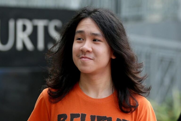 Amos Yee Biography: Controversies, Girlfriend, Age, YouTube, Nationality, Net Worth, Movies, Awards