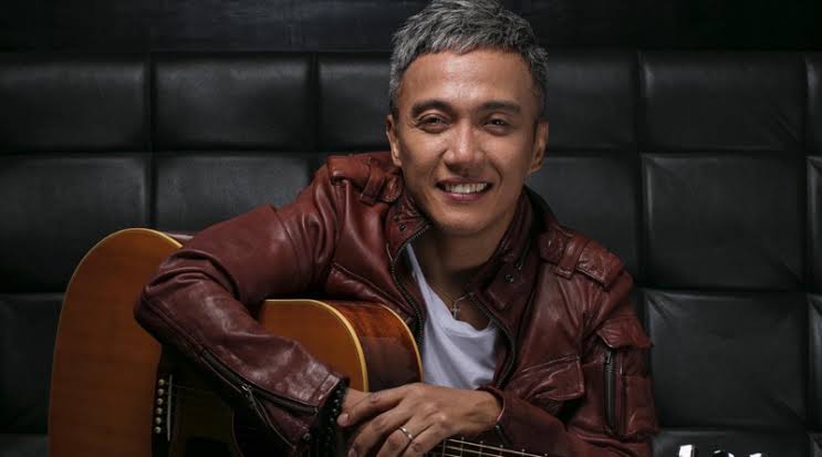 Arnel Pineda Bio: Age, Net Worth, Wife, Children, Parents, Siblings, Wiki, Instagram, Songs, Facebook