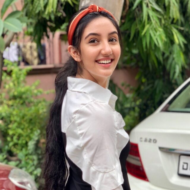 Ashnoor Kaur Bio, Boyfriend, Age, TV Shows, Movies, Net Worth, Sister, Height, Instagram, Avneet Kaur, Religion, Songs, Serial, Wikipedia, Class