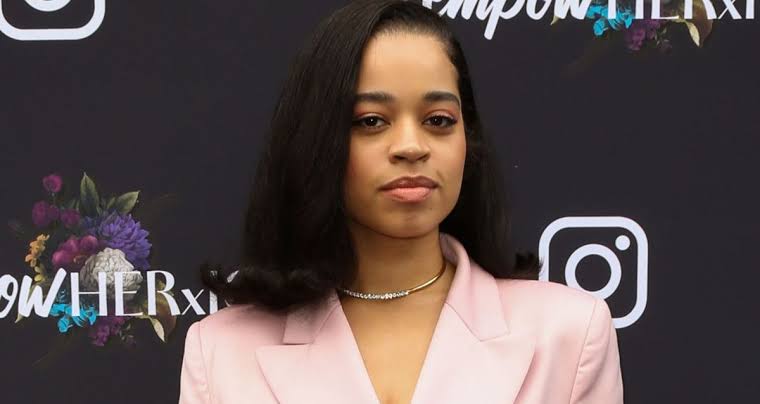 Ella Mai Biography: Age, Net Worth, Instagram, Boyfriend, Height, Wikipedia, Parents, Nationality, Songs, Albums, Awards