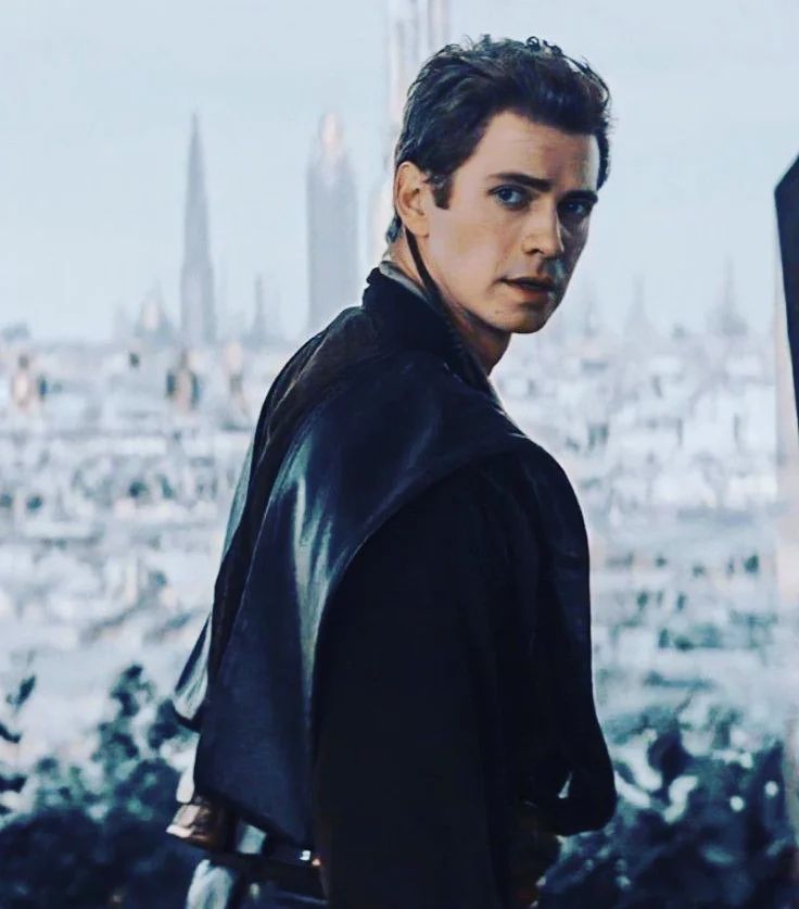 Hayden Christensen Biography: Age, Net Worth, Instagram, Spouse, Height, Wiki, Parents, Siblings, Children, Awards, Movies