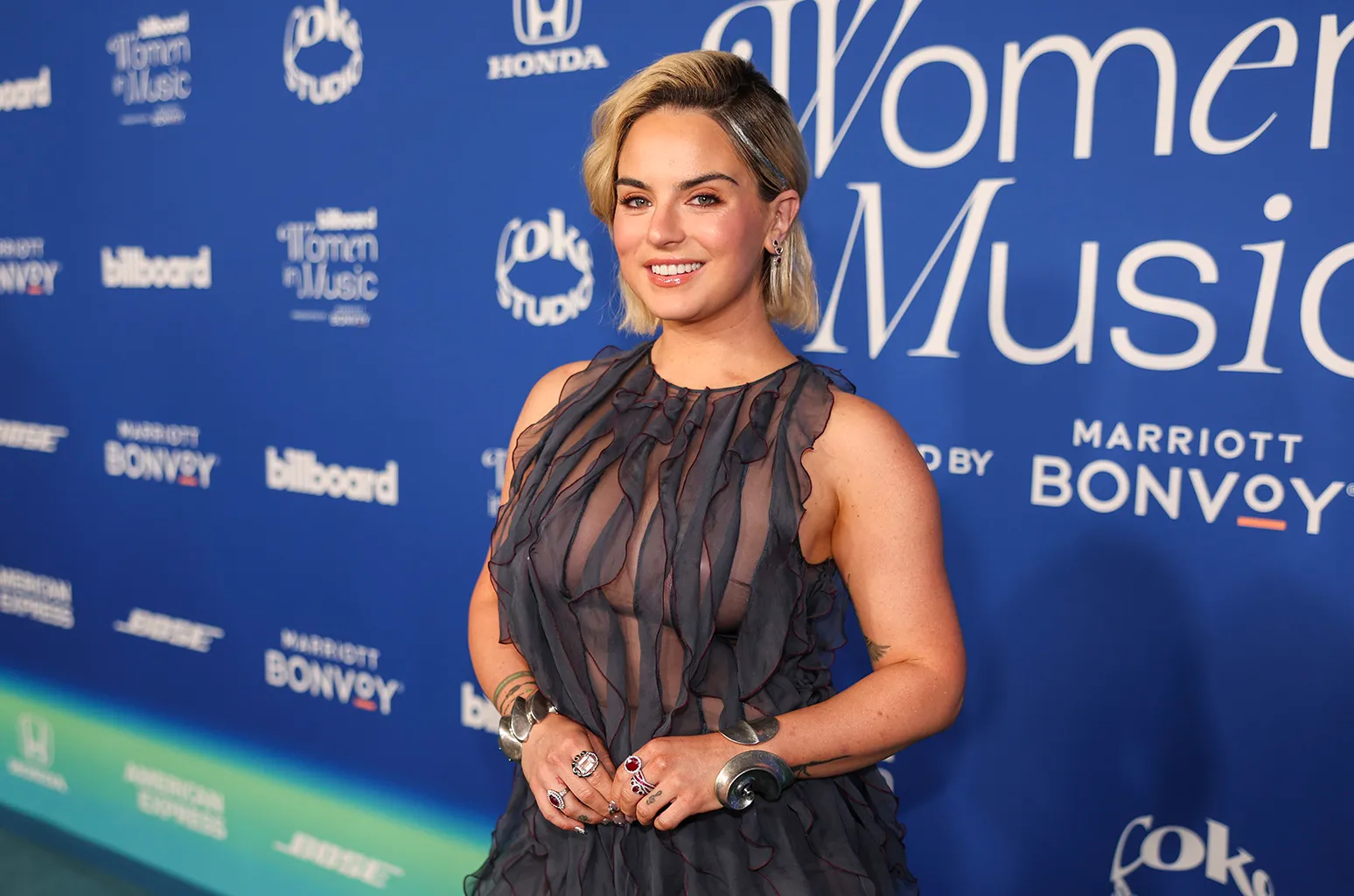 JoJo (Singer) Biography: Children, Age, Net Worth, Wikipedia, Instagram, Songs, Movies