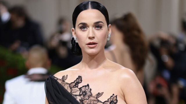 Katy Perry Bio, Husband, Child, Age, Net Worth, Height, Boyfriend, Songs, Albums, Tattoo, Instagram, YouTube, Daughter, Wikipedia, Firework