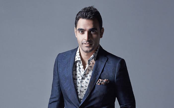 Kishin RK Biography: Age, Net Worth, Instagram, Wife, Height, Wiki, Parents, Siblings, Children