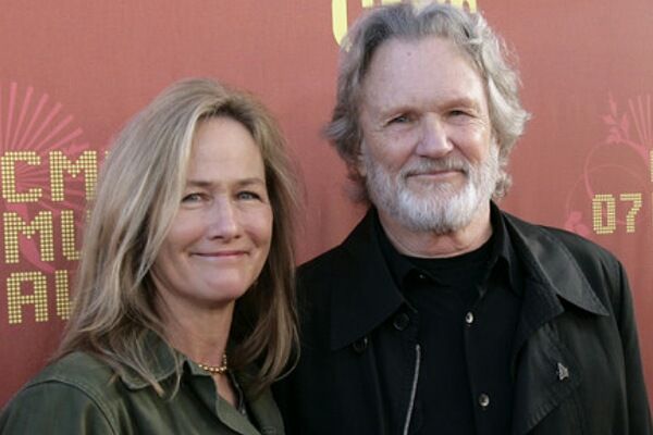 Kris Kristofferson's Wife Lisa Meyers Biography: Husband, Age, Net Worth, Instagram, Awards, Movies, Wikipedia