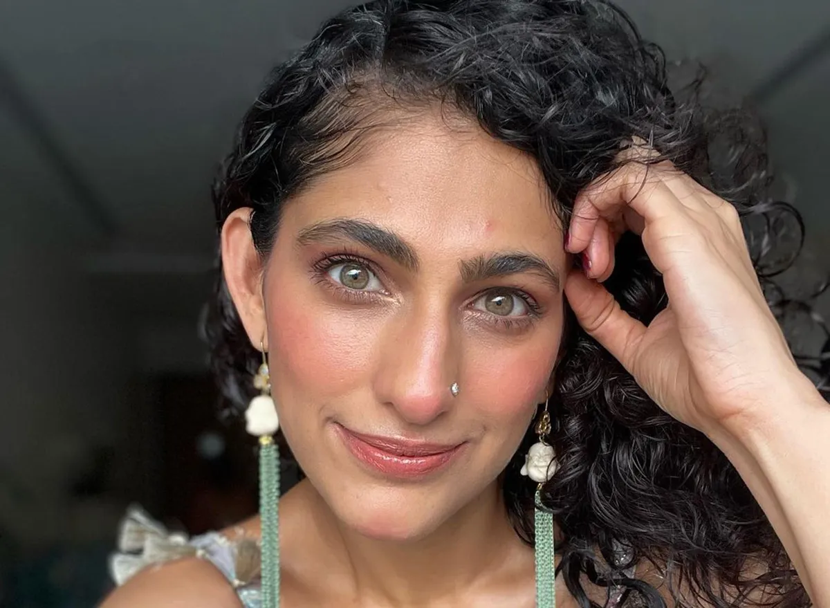 Kubbra Sait Biography: Age, Net Worth, Husband, Wikipedia, Images, Movies, Facebook