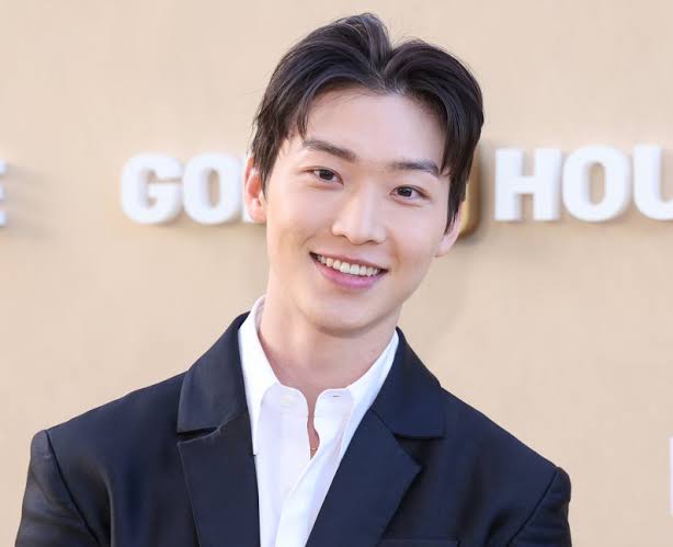 Lee Sang-heon Biography: Age, Net Worth, Instagram, Spouse, Height, Wikipedia, Parents, Movies, Sisters