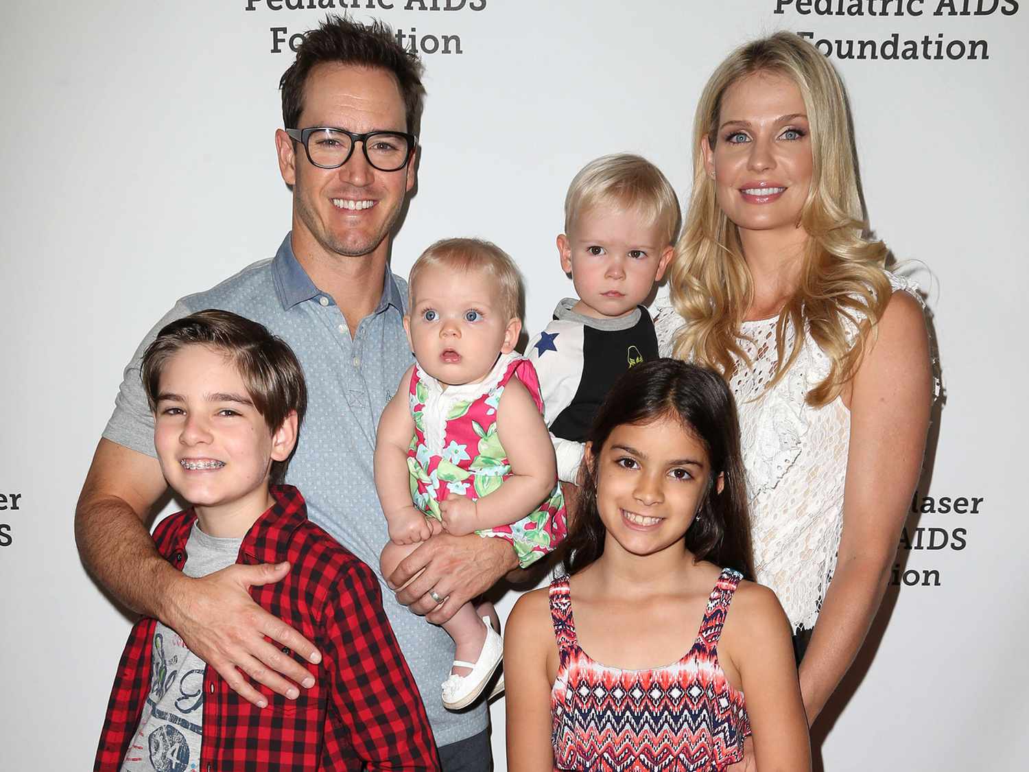 Mark Paul Gosselaar Bio: Wife, Age, Parents, Net Worth, Movies, Children, TV Shows, Height, Siblings