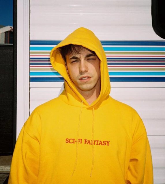 Brockhampton's Matt Champion Biography, Height, Age, Girlfriend, Net Worth, Blonde, Tavia, Fangs, Real Name, Songs, Instagram, Wikipedia, Lyrics