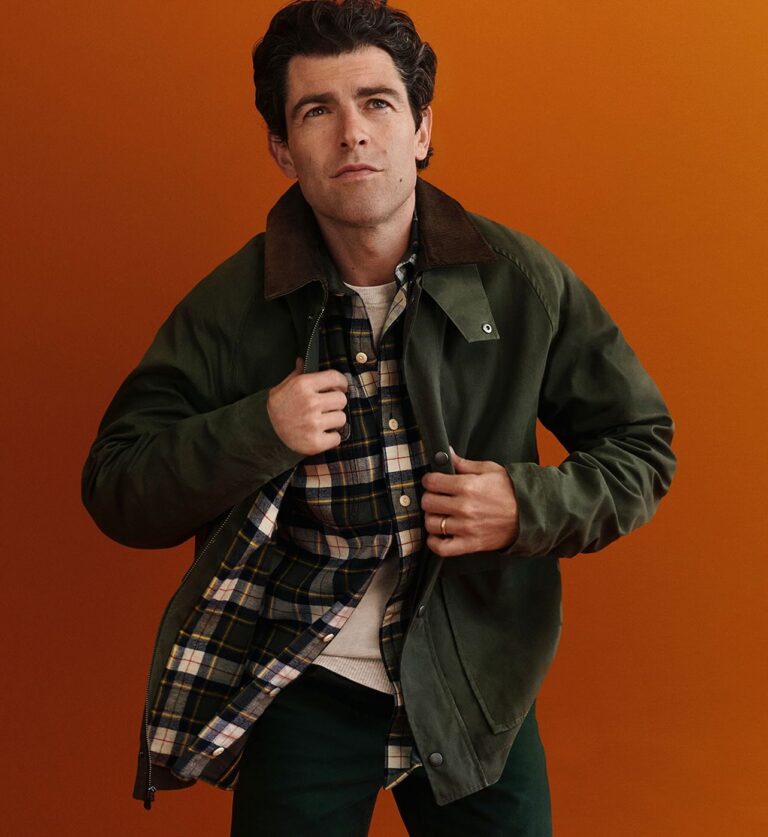 Max Greenfield Biography: Age, Net Worth, Instagram, Spouse, Height, Wiki, Parents, Siblings, Children, Awards, Movies