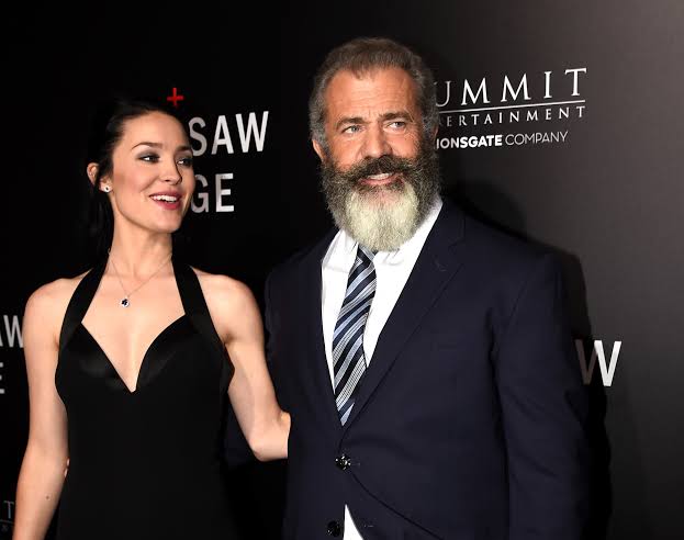 Mel Gibson's Wife Rosalind Ross Biography: Age, Net Worth, Spouse, Height, Wikipedia, Parents, Movies