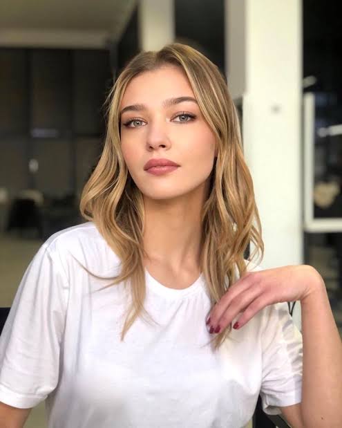 Melisa Döngel Biography: Age, Net Worth, Career, Movies, Awards, Instagram, Spouse, Height, Wiki, Parents, Siblings