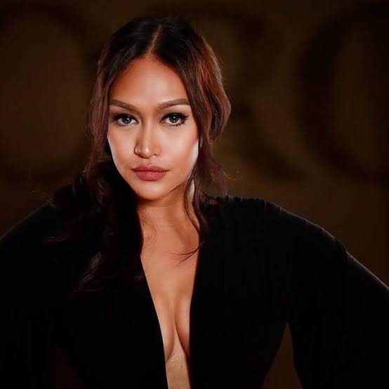 Mercedes Cabral Biography: Age, Net Worth, Instagram, Spouse, Height, Wiki, Parents, Movies, TV Series, Awards