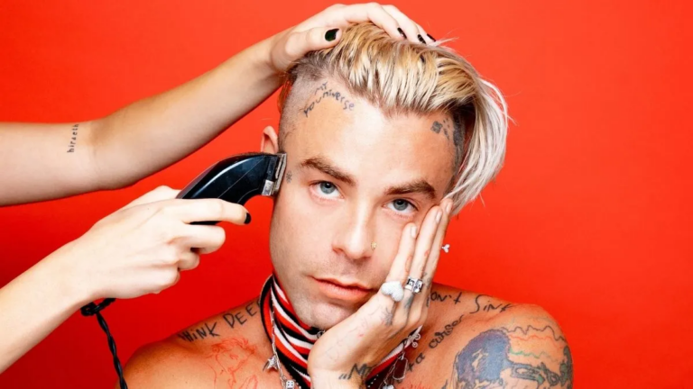 Mod Sun Biography: Girlfriend, Age, Net Worth, Siblings, Photos, Instagram, Songs, Awards