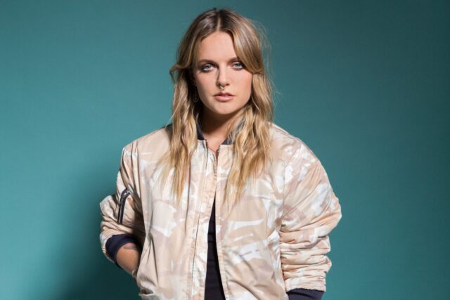 Tove Lo Biography, Wiki, Songs, Age, Height, Net Worth, Instagram, Husband, Boyfriend, Awards