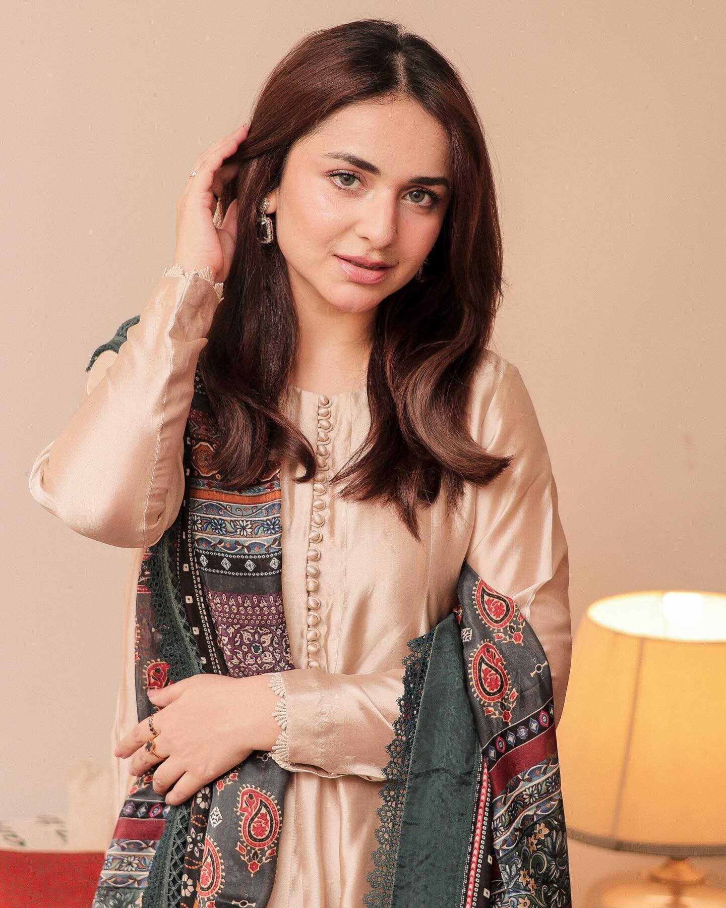 Yumna Zaidi Biography: Age, Net Worth, Instagram, Spouse, Height, Wiki, Parents, Siblings, Movies