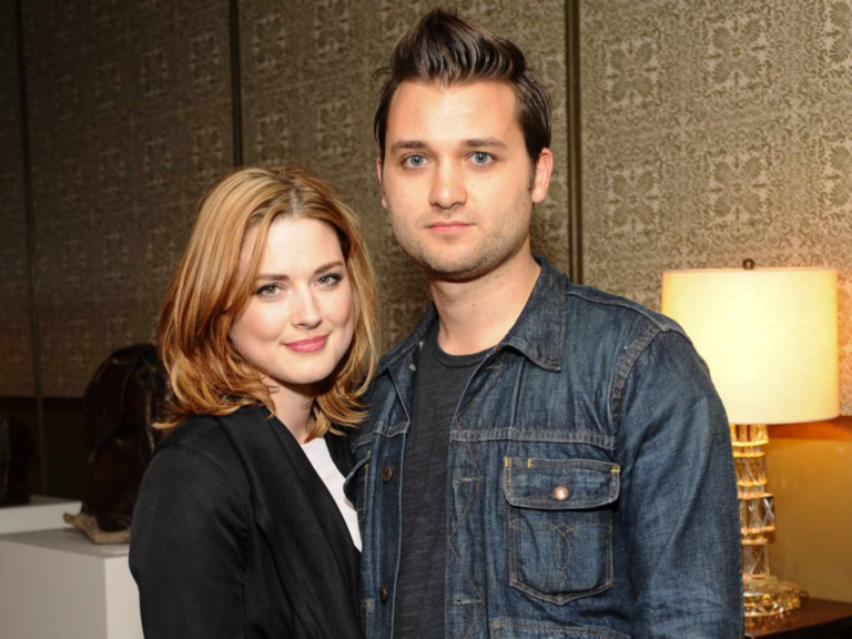 Alexandra Breckenridge Husband Kathy Hooper Biography: Age, Net Worth, Children, Family, Parents, Songs