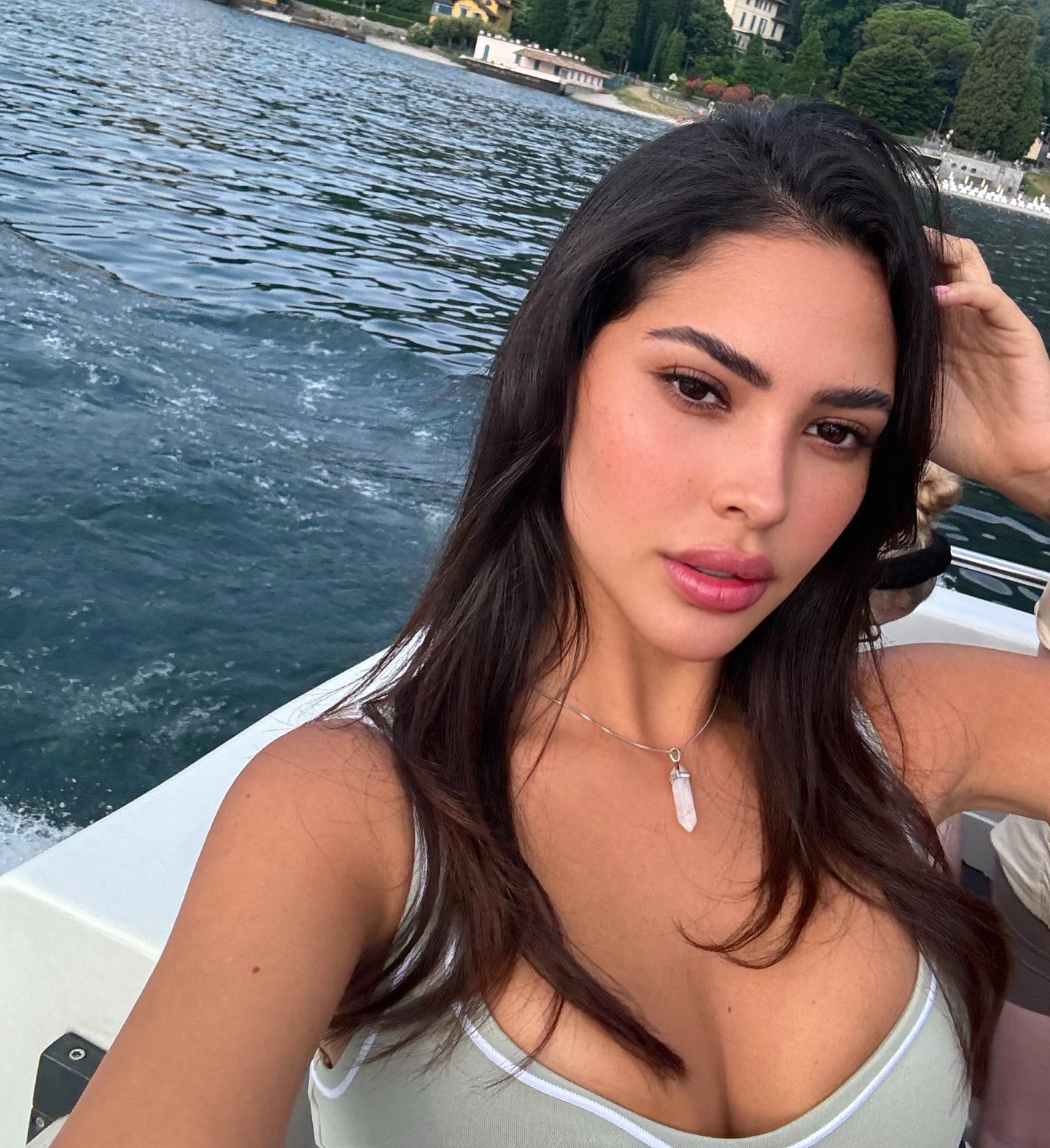 Ana Paula Saenz Biography: Instagram, Social Life, Age, Net Worth, Siblings, Parents, Boyfriend, Height