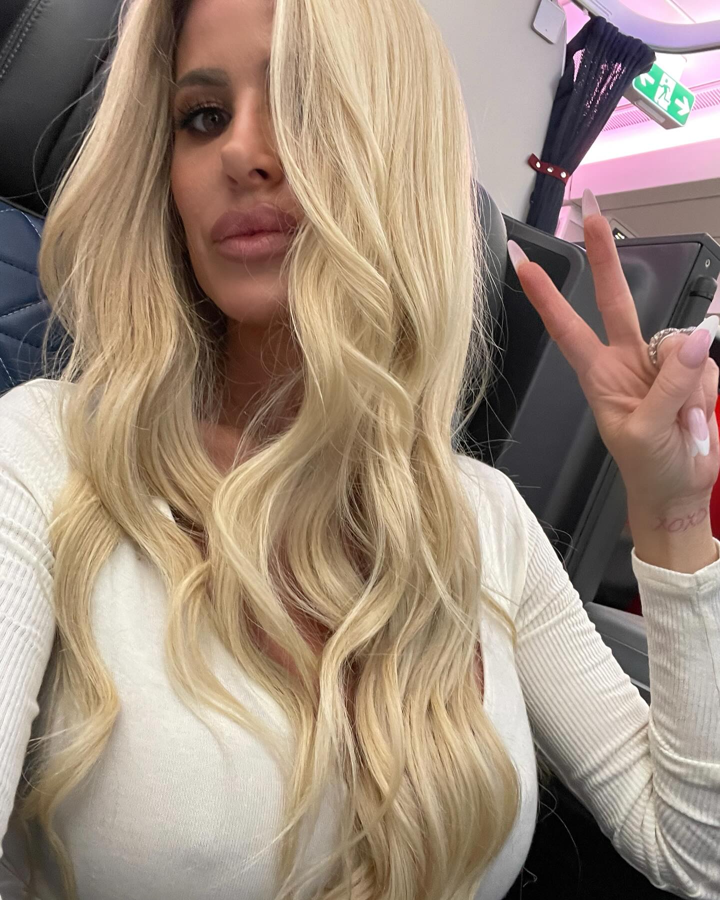 Kim Zolciak-Biermann Biography: Age, Net Worth, Instagram, Spouse, Height, Wiki, Parents, Siblings, Children, Songs