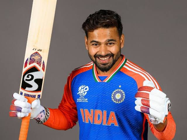 Rishabh Pant Biography: Age, Net Worth, Instagram, Spouse, Height, Wiki, Parents, Siblings, Awards