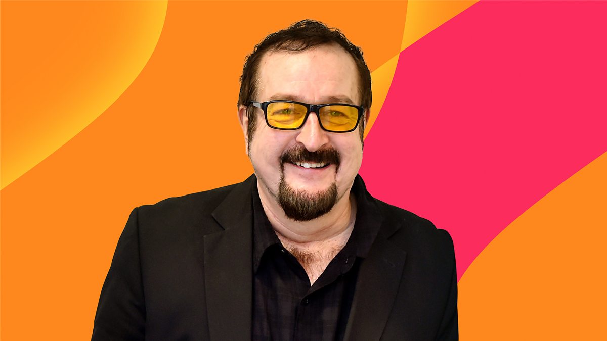 Steve Wright Biography: Net Worth, Height, Age, Parents, Death, Siblings, Wife, Awards, Songs, Movies, Children