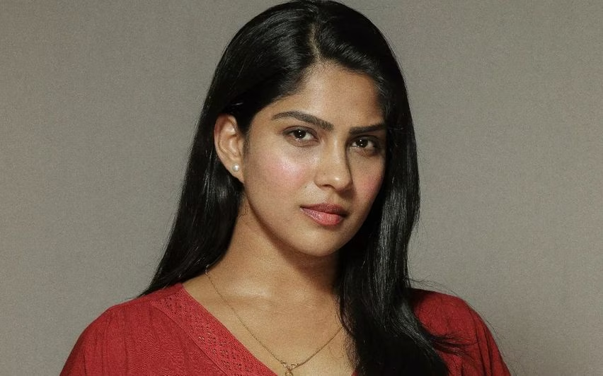 Swasika Vijay Biography: Awards, Age, Spouse, Net Worth, Movies, Parents, Height, Instagram, Awards