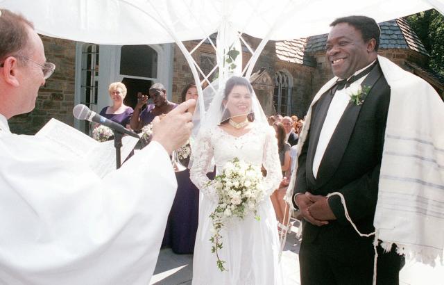 Tessie Sinahon, Yaphet Kotto's wife Biography: Age, Net Worth, Children, Siblings, Parents, Height, Husband