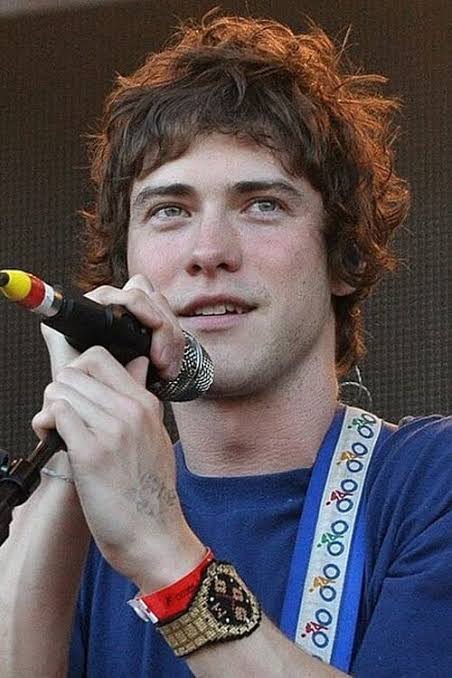 Andrew VanWyngarden Biography: Daughter, Instagram, Net Worth, Age, Wikipedia, Songs, Children