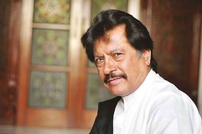 Attaullah Khan Esakhelvi Biography: Wiki, Songs, Awards, Age, Net Worth, Wife, Children, Parents, Siblings, Nationality