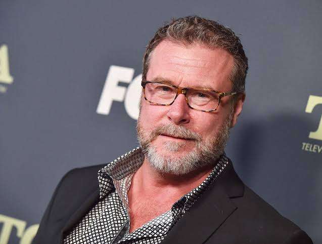 Dean McDermott Biography: Girlfriend, Height, Siblings, Age, Net Worth, Parents, Movies, TV Shows