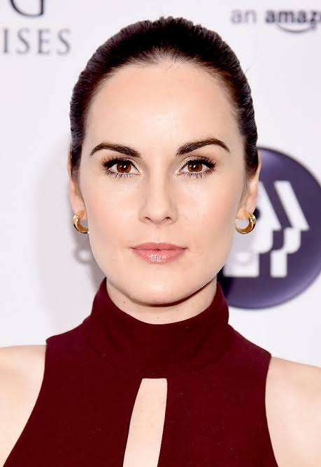 Michelle Dockery Biography: Movies, Instagram, Internet, Age, Parents, Height, Siblings, Husband, Awards