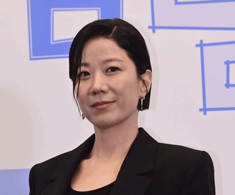 Jeon Hye Jin Biography: Height, Age, Net Worth, Siblings, Parents, Children, Movies