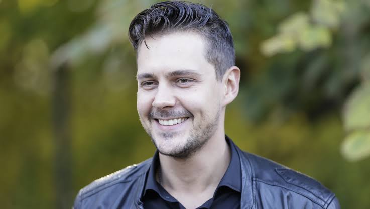 Milos Bikovic Biography: Wife, Movies, Net Worth, Instagram, Age, Height, Wiki, Parents, Siblings, Children, TV Shows