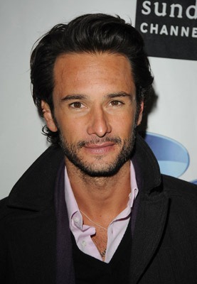 Rodrigo Santoro Biography: Movies, Age, Net Worth, Children, IMDB, Game of Thrones, TV Shows, Parents, Wife, Siblings