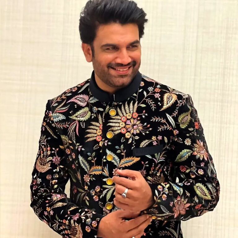 Sharad Kelkar Biography: Wife, Age, Net Worth, Siblings, Parents, Height, Children, Movies, TV Shows